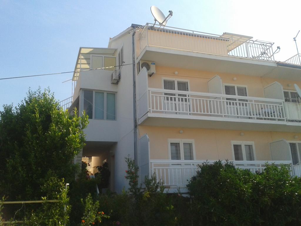 Apartments And Rooms Jasna Hvar Town Exteriör bild
